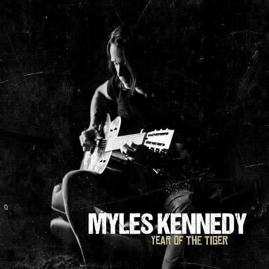 NY VIDEO: Myles Kennedy - The Great Beyond 1