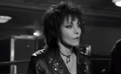 NY VIDEO: Joan Jett & The Blackhearts – Whiskey Goes Good